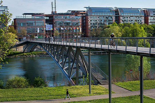 Passerelle de la paix et Cité internationale de Lyon